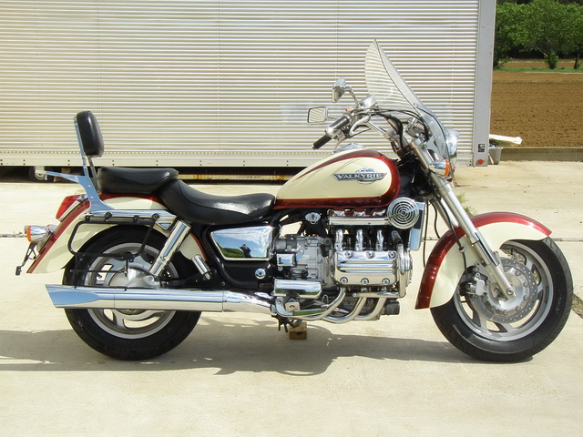 Купить мотоцикл Honda Valkyrie 1997 фото 6